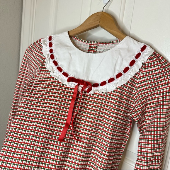 Lila & Hayes Emersyn Red Green White Holiday Plaid Lace Trim Dress Sz 8 Cottage - Picture 3 of 10